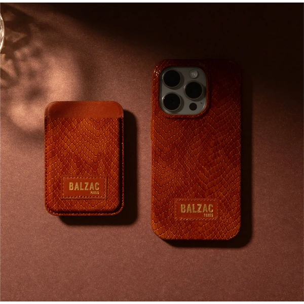 Native Union x Balzac Embossed Cognac MagSafe kryt iPhone 15 - Puzdra - Obrázok 206K000K01