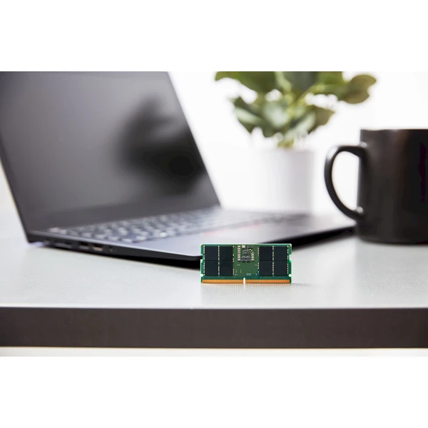 Kingston ValueRAM DDR5 16GB 5600MT/s CL46 SO-DIMM (1x16GB) - Operačné pamäte - Obrázok ATJE000K01