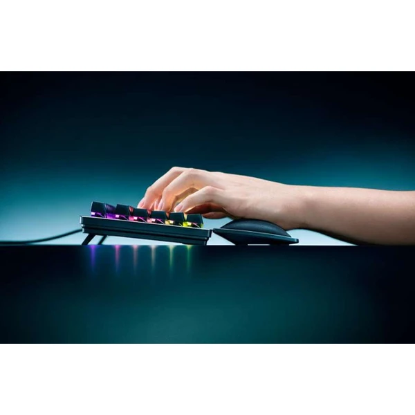 Razer Wrist Pro (Cooling Gel) podložka pod zápästie čierna - Podložky - Obrázok BDTZ400301