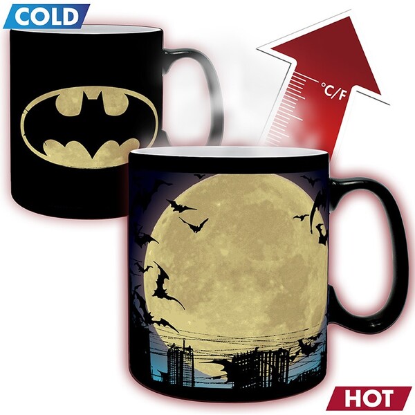 E-shop Hrnček DC Comics - Batman the Dark Knight 320 ml (meniaci sa motív)