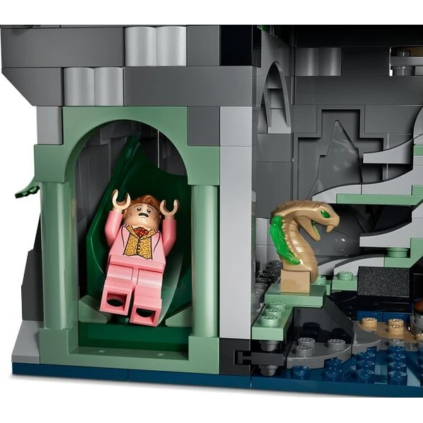 LEGO Harry Potter 76473 Bradavický hrad: Východné krídlo - LEGO - Obrázok d_a011dc30ea1a45bf97b9b0519789494f