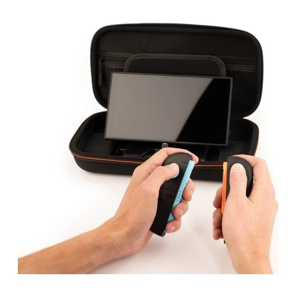 Nabíjacie puzdro Nacon pre Nintendo Switch 2 - Puzdra - Obrázok d_ba6e55f3618c475085fb98a155855add